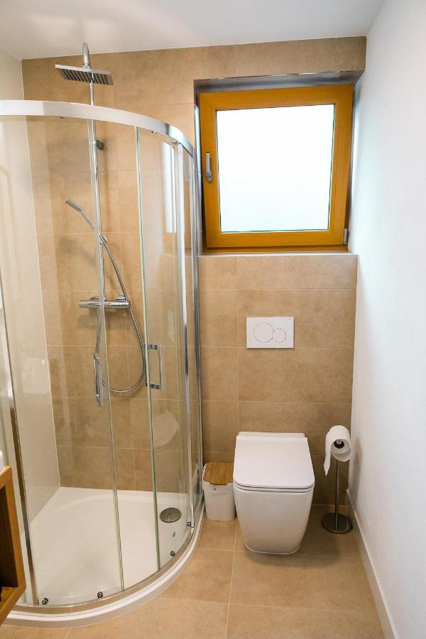 Vigeo Lounge B&B Coffee บอยนิตแซ ภายนอก รูปภาพ