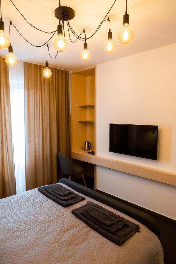 Vigeo Lounge B&B Coffee บอยนิตแซ ภายนอก รูปภาพ