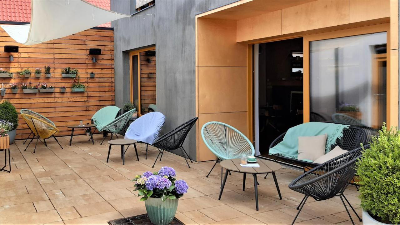 Vigeo Lounge B&B Coffee บอยนิตแซ ภายนอก รูปภาพ