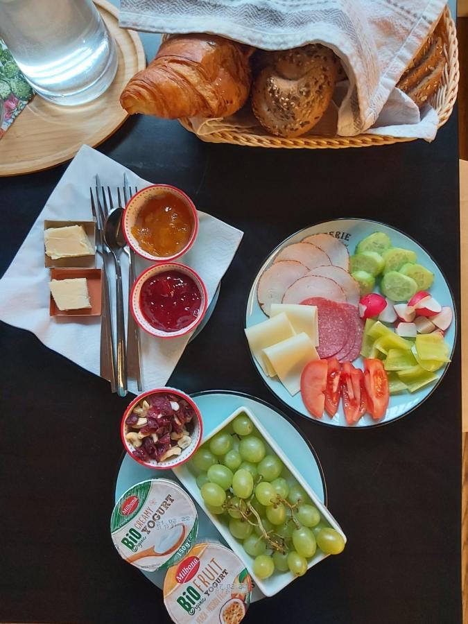 Vigeo Lounge B&B Coffee บอยนิตแซ ภายนอก รูปภาพ